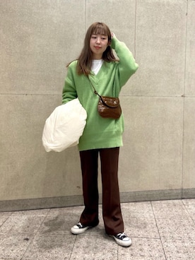 「Tシャツ/カットソー」｜「アイテム（ダウンジャケット/コート）」を使った、horikoshiさん（レディース・156cm）の冬コーディネート