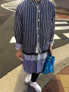 「MAISON KITSUNE」｜「アイテム（ステンカラーコート）」を使った、テケチャンさん（メンズ・163cm）の春コーディネート