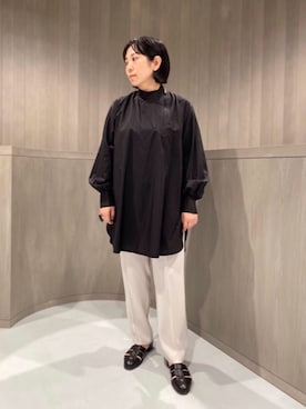 「LOEFF（ロエフ）の＜LOEFF（ロエフ）＞コットンシルク ルバシカ チュニックブラウス†（シャツ/ブラウス、ブラック系）」を使った、Satoko Takeshitaさん（レディース・156cm）の夏コーディネート