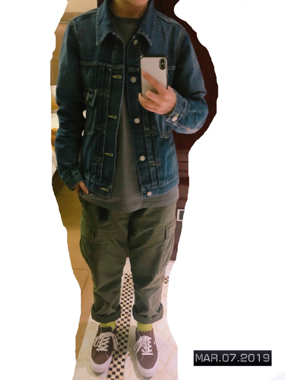 「working style」｜「VISVIMのアイテム（デニムジャケット、ブルー系）」を使った、索马里国花さん（メンズ・168cm）の春コーディネートの1枚目の写真