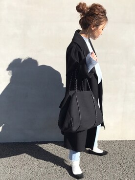 「Levis」｜「アイテム（その他アウター）」を使った、LINAさん（レディース・159cm）の冬コーディネート