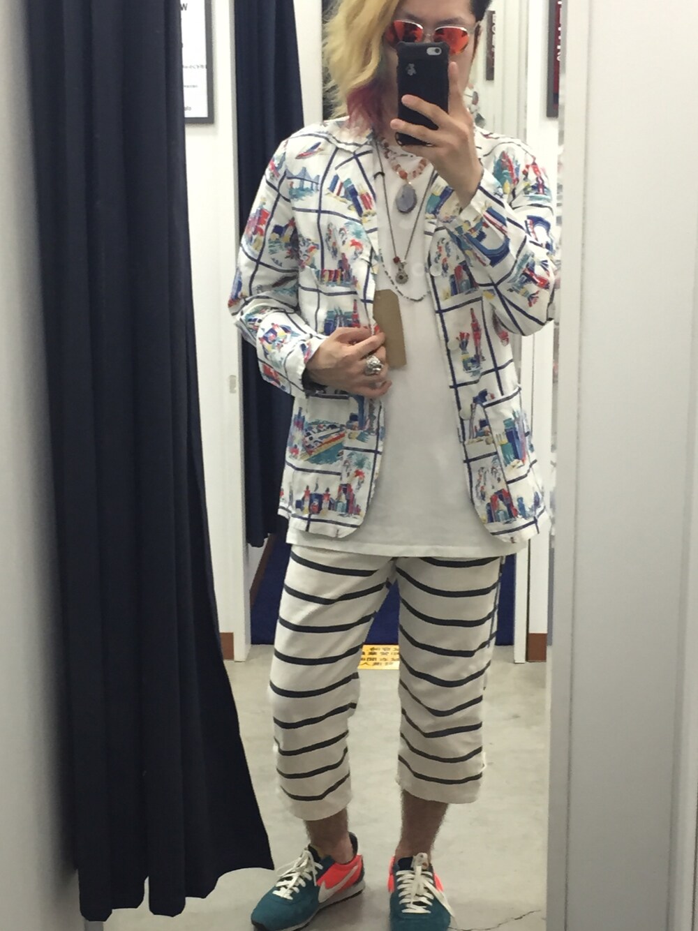 「Levi's、古着、LVC、リーバイス、followme、Levis、LEVI'S VINTAGE CLOTHING」｜「Levi'sのアイテム（デニムパンツ、ホワイト系）」を使った、とびだせ！TKDさん（メンズ・168cm）の秋コーディネートの1枚目の写真