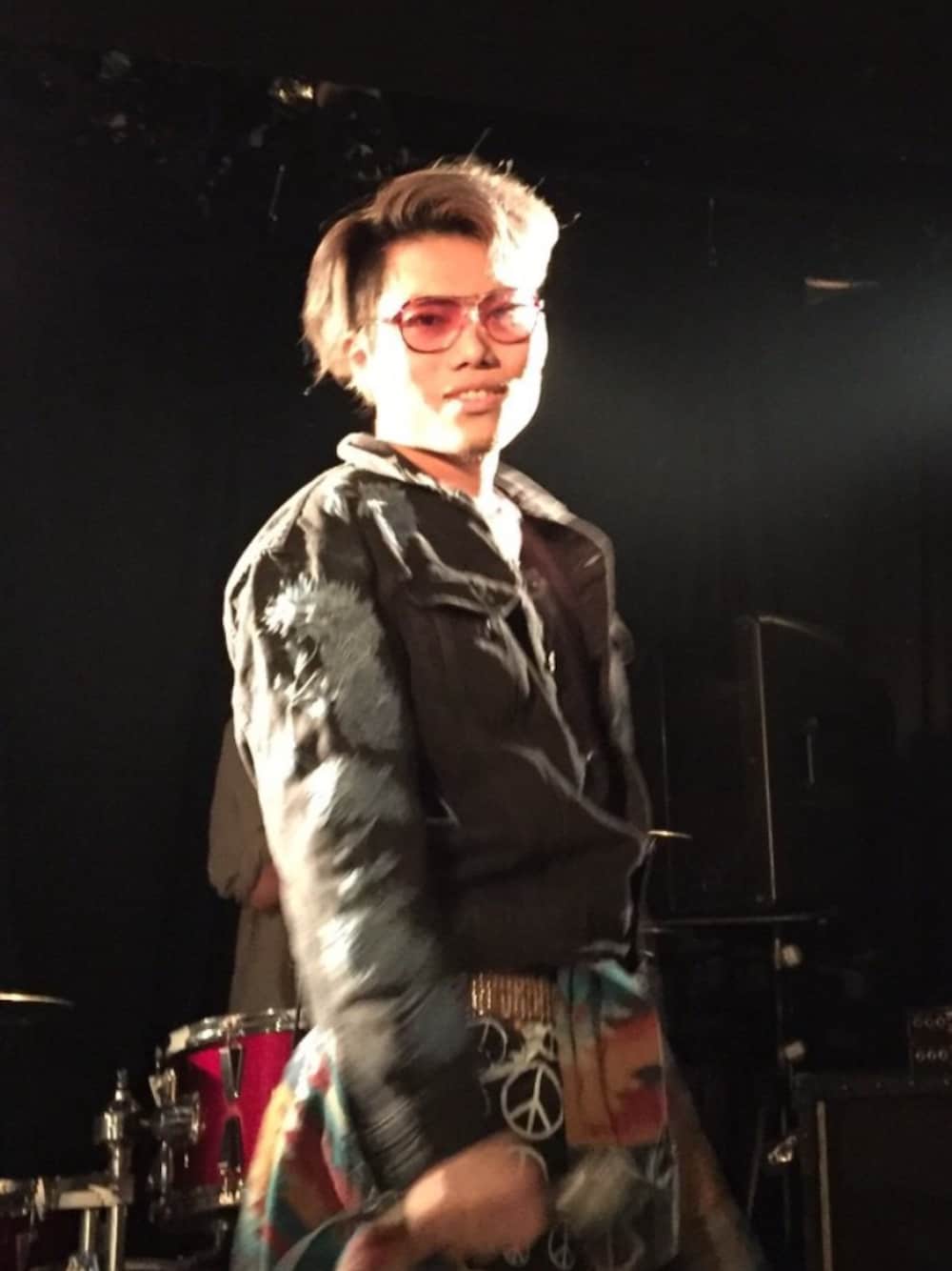 「ドラフトLS、Levi's、リーバイス、派手、ライブ」｜「Levi’s MADE＆CRAFTEDのアイテム（デニムジャケット、ブラック系）」を使った、とびだせ！TKDさん（メンズ・168cm）の冬コーディネートの1枚目の写真