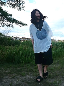 「hatra（ハトラ）のアイテム（Tシャツ/カットソー）」を使った、KNOCK and WOODさん（メンズ・165cm）の夏コーディネート