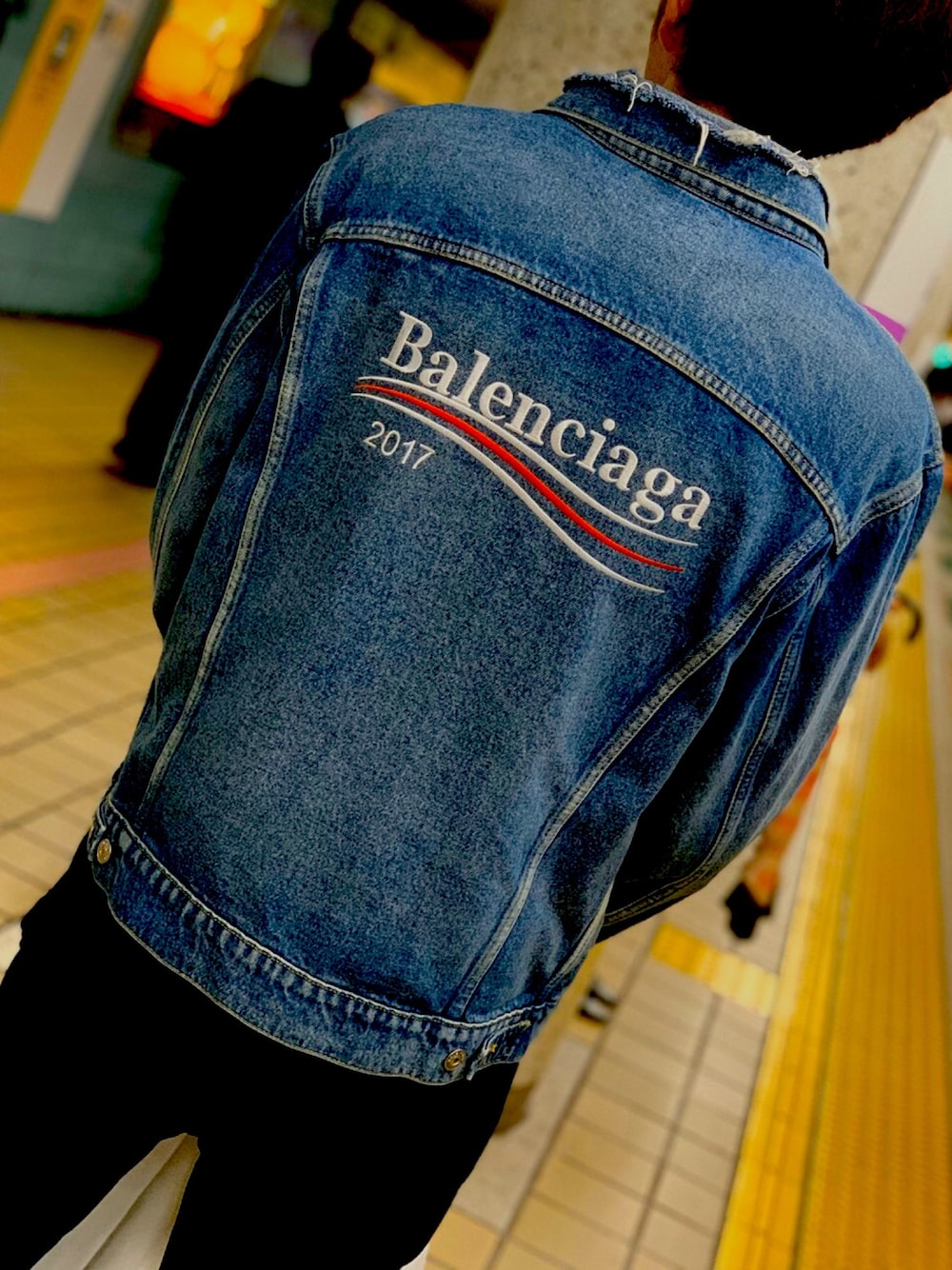 デニムジャケットを使った「登坂広臣」のメンズ人気ファッション