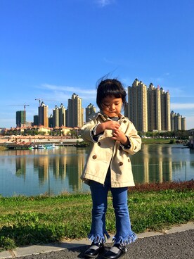 「アイテム（トレンチコート）」を使った、Lee.blast💥さん（キッズ・100cm）の春コーディネート
