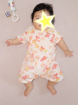 「HAKKA BABY（ハッカベビー）の[ベビー・2WAY]『COTTON CANDY』シリーズ クローバーリボンプリント2way半袖カバーオール（ロンパース、ピンク系）」を使った、kuru＊ruさん（レディース・164cm）の夏コーディネート