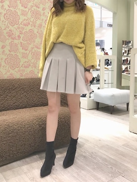 「イエロー」｜「アイテム（ブーツ）」を使った、JELLYBEANSさん（レディース・155cm）の冬コーディネート