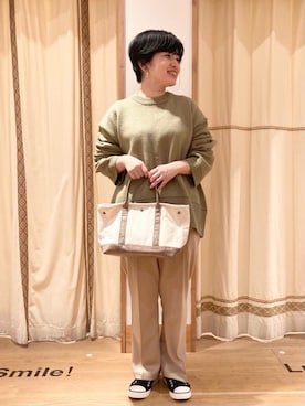 「coen（コーエン）のアイテム（スラックス）」を使った、coenのださん（レディース・153cm）の冬コーディネート