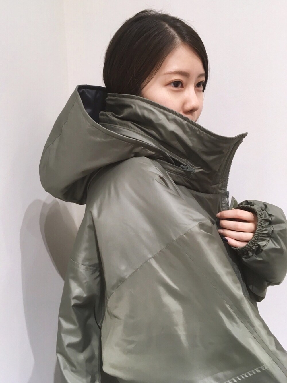 「GARAGE OF GOOD CLOTHING、シンプル、ビックシルエット、メンズライク、ボーイッシュ、カーキ、カジュアル、オトナカジュアル、ダウンジャケット、ダウンコート」｜「GARAGE OF GOOD CLOTHINGのアイテム（ジャケット/アウター、グリーン系）」を使った、renapinmaruさん（レディース・162cm）の冬コーディネートの1枚目の写真