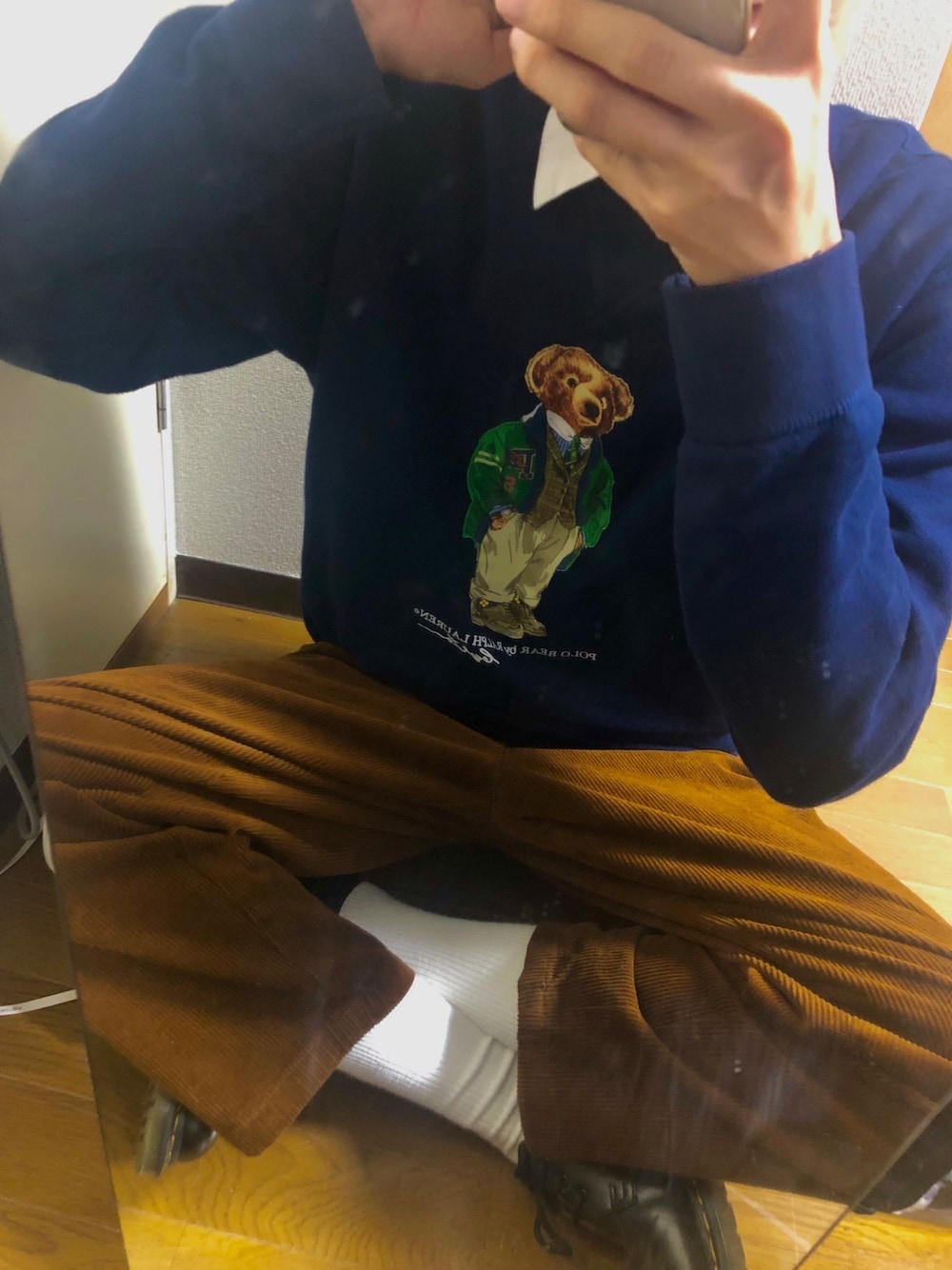 「秋コーデ、大学生、キレイめ、コーデュロイ、Dr.Martens、Polo Ralph Lauren、スウェット、おしゃれさんと繋がりたい、いいね、save、フォローお願いします🤑、秋冬コーデ」｜「POLO RALPH LAURENのPolo Ralph Lauren Printed Fleece-Back Cotton-Blend Jersey Sweatshirt（スウェット、ブルー系）」を使った、LEOさん（メンズ・182cm）の秋コーディネートの1枚目の写真
