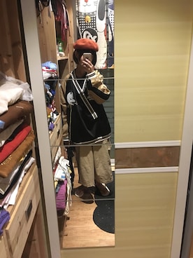 「アイテム（ステンカラーコート、ゴールド系）」を使った、是歪歪歪啦さん（レディース・163cm）の秋コーディネート