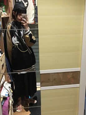 「アイテム（ステンカラーコート、ゴールド系）」を使った、是歪歪歪啦さん（レディース・163cm）の秋コーディネート