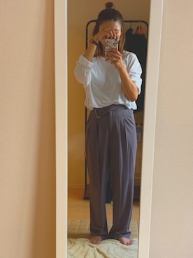「Leja（レジャ）のスモーキーカラーセンタープレスセベルトパンツ（その他パンツ、グレー系）」を使った、sumisuu☻さん（レディース・162cm）の秋コーディネート