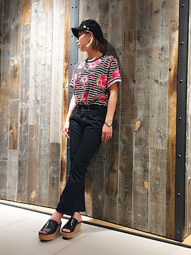 「DIESEL（ディーゼル）のアイテム（Tシャツ/カットソー、ブラック系）」を使った、minamiyukiさん（レディース・158cm）の夏コーディネート