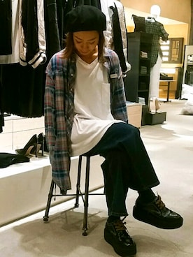 「DIESEL（ディーゼル）のアイテム（ブーツ、ブラック系）」を使った、minamiyukiさん（レディース・158cm）の夏コーディネート
