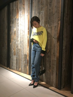 「DIESEL（ディーゼル）のアイテム（ニット/セーター、イエロー系）」を使った、minamiyukiさん（レディース・158cm）の秋コーディネート