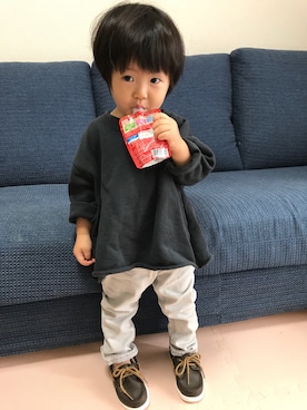 「スエット」｜「アイテム（モカシン/デッキシューズ）」を使った、saku*さん（キッズ・60cm）の秋コーディネート