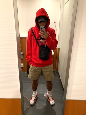 「NIKE(ナイキ)のアイテム(ショルダーバッグ)」を使った、りょへさん(メンズ・175cm)の秋コーディネート