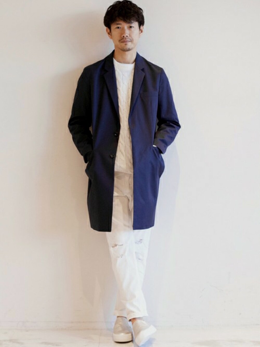 「ビックシルエット」｜「STILL BY HANDのアイテム（ステンカラーコート、ピンク系）」を使った、yasuさん（メンズ・180cm）の夏コーディネートの1枚目の写真
