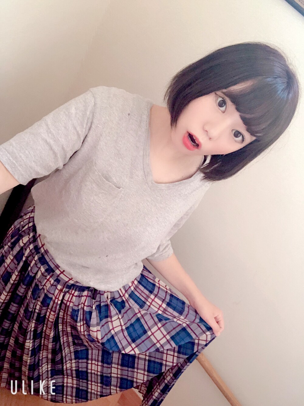 「シンプル、プチプラコーデ、ラフ、Tシャツ、少し秋」｜「w closetのアイテム（Tシャツ/カットソー、グレー系）」を使った、momoさん（レディース・157cm）の夏コーディネートの1枚目の写真