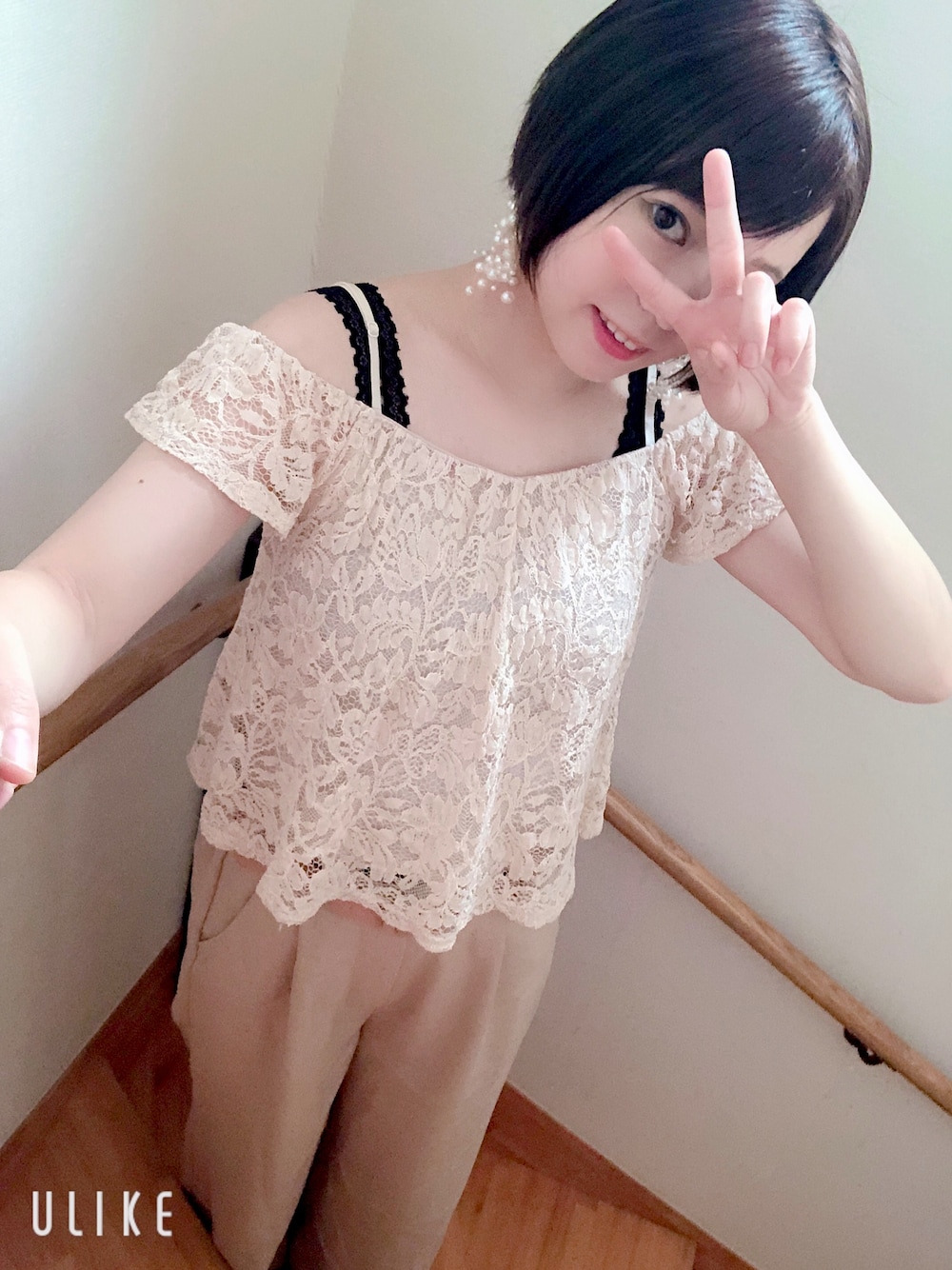 「オトナカジュアル、ベージュ、ショートヘア、パールアクセ」｜「EGOISTのアイテム（トップス、ベージュ系）」を使った、momoさん（レディース・157cm）の夏コーディネートの1枚目の写真