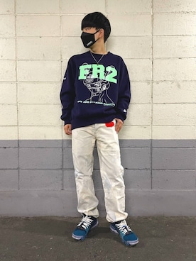 「FR2」｜「アイテム（スウェット）」を使った、KAZUKIさん（メンズ・175cm）の春コーディネート