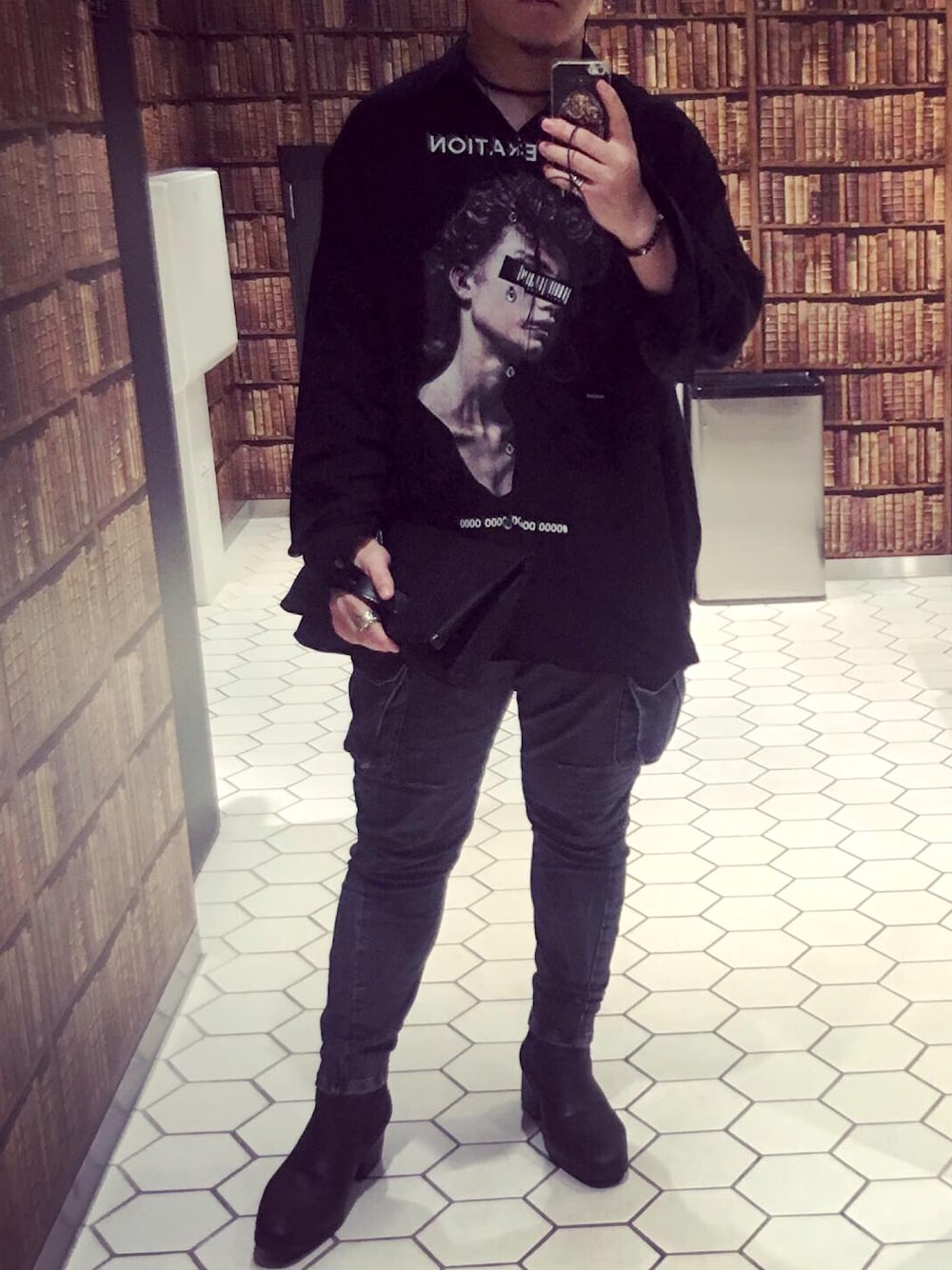 「kingz by Samantha Thavasa、ZARA、SHAREEF」｜「ZARAのアイテム（カーゴパンツ、グレー系）」を使った、AnToshi あんとしさん（メンズ・165cm）の夏コーディネートの1枚目の写真
