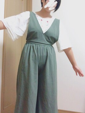 「SEVENDAYS=SUNDAY（セブンデイズサンデイ）のアイテム（サロペット/オーバーオール）」を使った、honoさん（レディース・161cm）の秋コーディネート