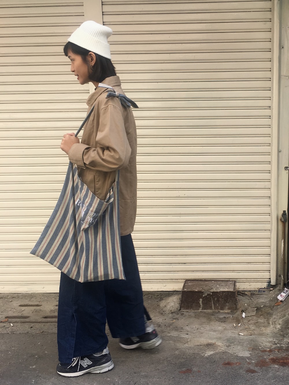 「A ROOM MODELのアイテム（ショルダーバッグ、その他）」を使った、yu wen shenさん（レディース・171cm）の冬コーディネートの1枚目の写真