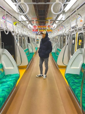 「CONVERSE（コンバース）のアイテム（レッグウェア）」を使った、Mt.WESTさん（メンズ・180cm）の冬コーディネート