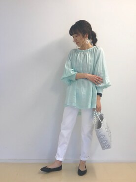 natural couture｜あゆこ使用「pual ce cin（JAPANラミープルオーバーブラウス）」的時尚穿搭