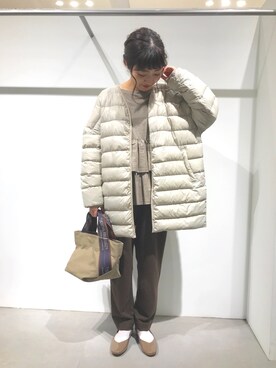 「シアタープロダクツ(THEATRE PRODUCTS)」｜「アイテム（ダウンジャケット/コート）」を使った、あゆこさん（レディース・157cm）の秋コーディネート
