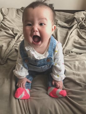 「babygap」｜「アイテム（サロペット/オーバーオール）」を使った、kano.gengenさん（キッズ・80cm）の夏コーディネート