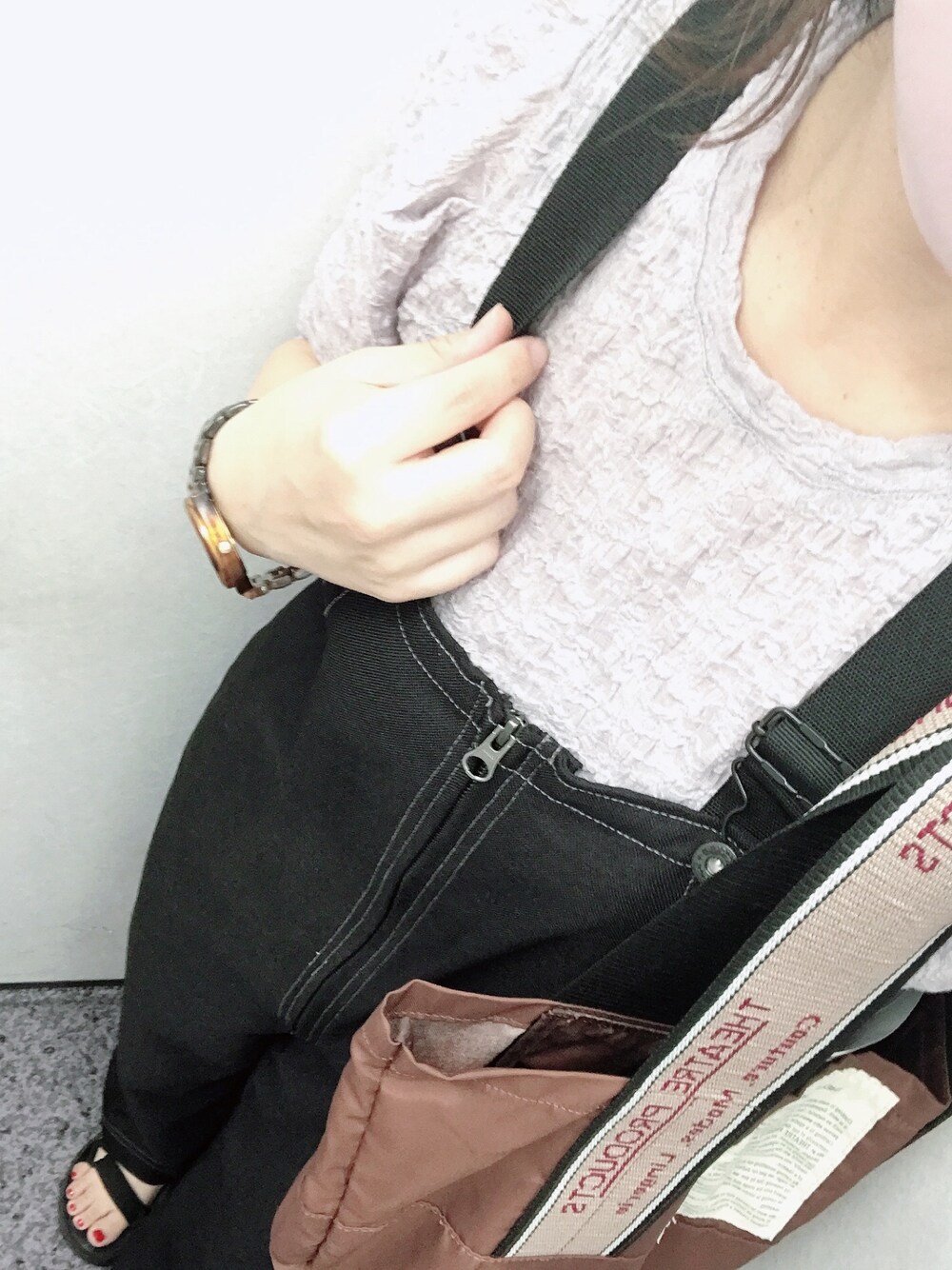 「Kastane、カットソー、サロペット」｜「mocanavintageのアイテム（イヤリング、ピンク系）」を使った、ぽんちゃんさん（レディース・155cm）の夏コーディネートの1枚目の写真
