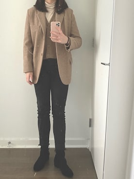 「STUART WEITZMAN（スチュアートワイツマン）のアイテム（ブーツ）」を使った、juicynssさん（レディース・168cm）の冬コーディネート