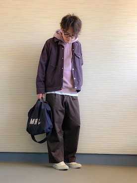 「H&M（エイチ・アンド・エム）のアイテム（パーカー）」を使った、AWOさん（メンズ・174cm）の春コーディネート