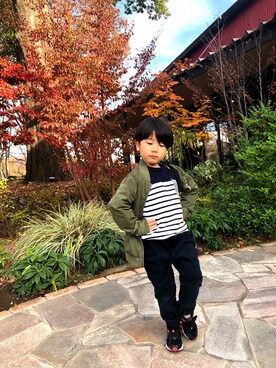 「kids」｜「アイテム（MA-1）」を使った、manaさん（キッズ・110cm）の秋コーディネート