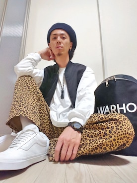 「部屋撮り」｜「アイテム（ハンチング/ベレー帽）」を使った、GAKU9さん（メンズ・174cm）の春コーディネート