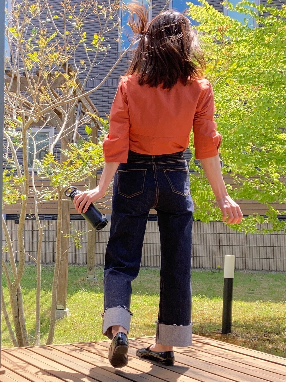 「オトナカジュアル、シンプルコーデ、低身長コーデ」｜「TODAYFULのMONA's Denim（デニムパンツ、ブルー系）」を使った、❤︎Niki❤︎さん（レディース・154cm）の春コーディネートの1枚目の写真