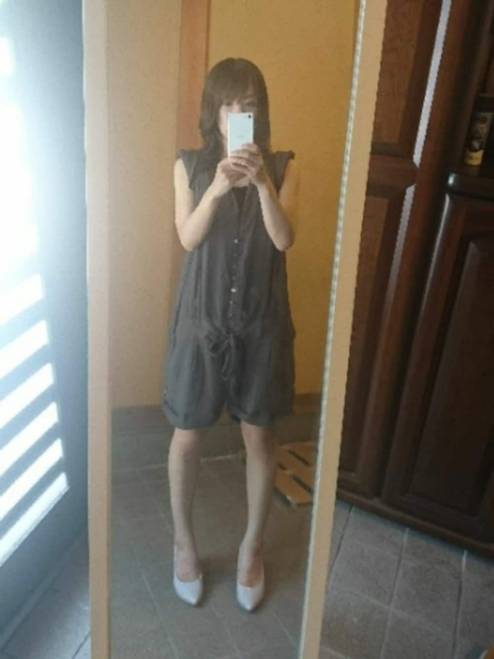 「ロンパース、パンプス、JEANASiS、しまむら」｜「JEANASISのアイテム（つなぎ/オールインワン、ブラック系）」を使った、恵さん（レディース・153cm）の夏コーディネートの1枚目の写真