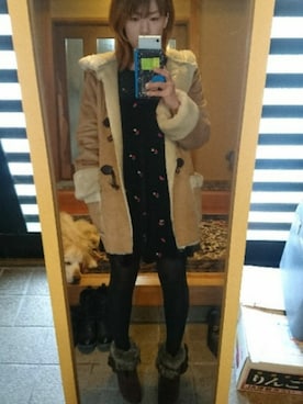 「TITTY&CO.（ティティーアンドコー）のアイテム（ムートンコート）」を使った、恵さん（レディース・153cm）の冬コーディネート