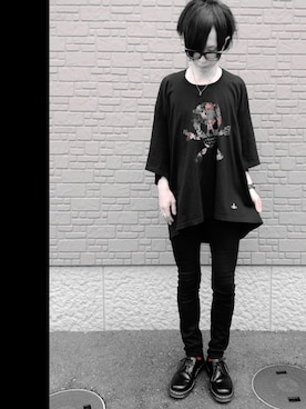 「666（シックスシックスシックス）のアイテム（アクセサリー）」を使った、信長さん（メンズ・171cm）の春コーディネート