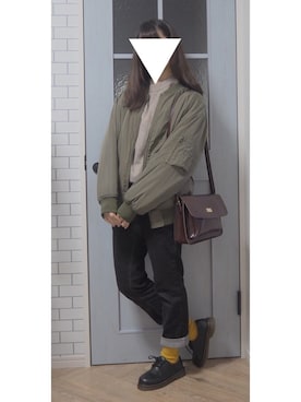 「archives（アルシーヴ）のアイテム（MA-1）」を使った、🐰さん（レディース・155cm）の秋コーディネート