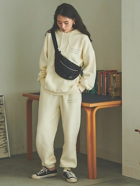 i.w.u_officialさんのコーディネート