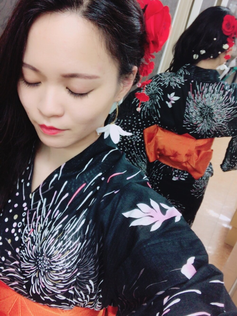 「ootd、浴衣、Yukata」｜「bonheur saisonsの浴衣3点セット 花火と金魚柄 （浴衣＋帯＋下駄）「bonheur saisons/ボヌールセゾン」（浴衣、ブラック系）」を使った、m a n a ❥❥さん（レディース・153cm）の夏コーディネートの1枚目の写真
