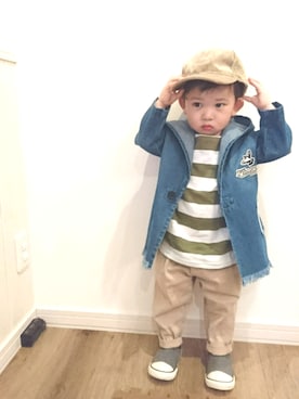 「ベージュパンツ」｜「アイテム（その他アウター）」を使った、yuraminさん（キッズ・80cm）の春コーディネート