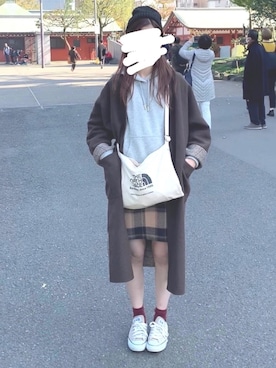 「アイラブCONVERSE」｜「アイテム（チェスターコート）」を使った、てんさん（レディース・165cm）の秋コーディネート