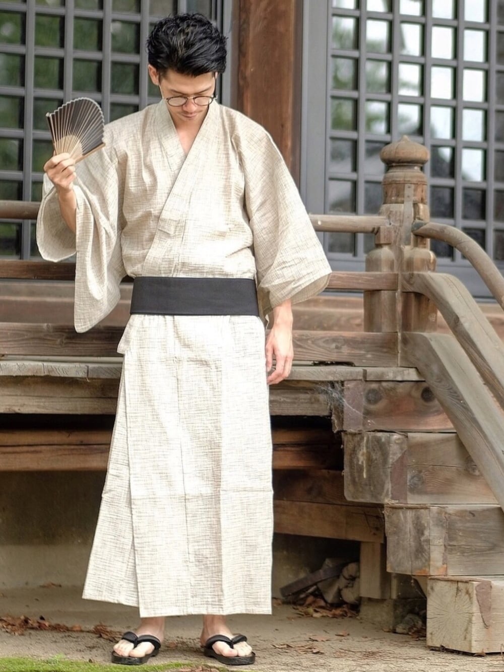 「浴衣、浴衣男子、夏まつり、花火大会、花火、お祭りコーデ、浴衣コーデ、ゆかた、ゆかたコーデ、オールバック」｜「BARK MANHATTANの浴衣 メンズ 4点 セット【 浴衣 ＋ 帯 ＋ 下駄 ＋ 扇子】（浴衣、ホワイト系）」を使った、しゅんたろーさん（メンズ・178cm）の夏コーディネートの1枚目の写真