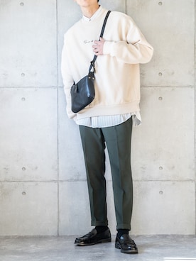 「ビッグシャツ」｜「アイテム（スウェット）」を使った、しゅんたろーさん（メンズ・177cm）の冬コーディネート